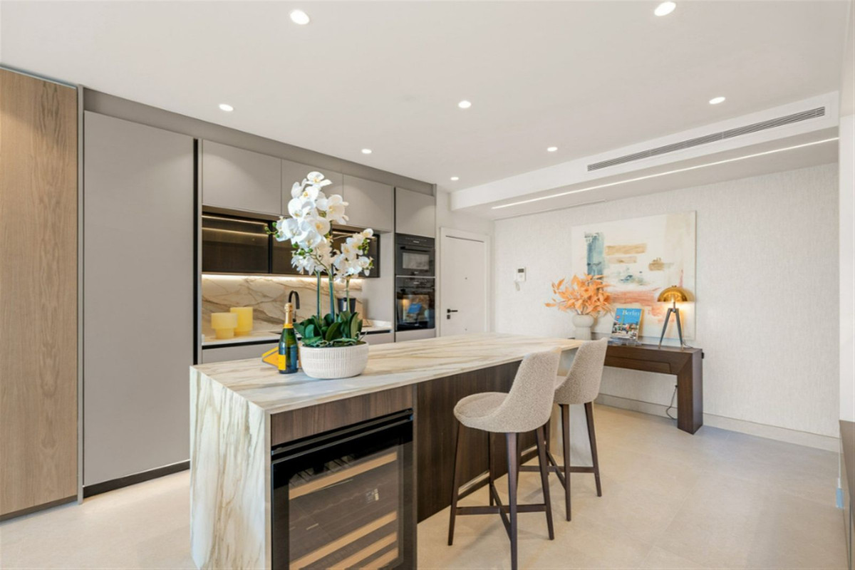 3 Bedroom Apartment for Sale in New Golden Mile — 7