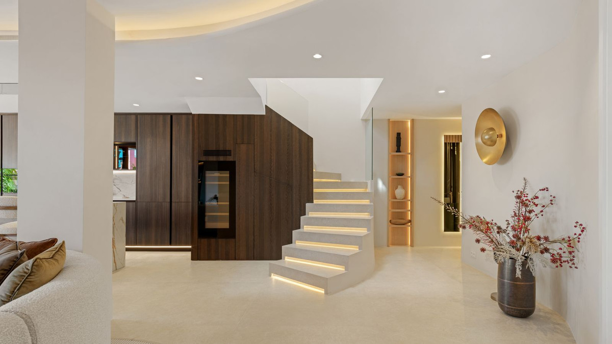 3 Bedroom Apartment for Sale in New Golden Mile — 7