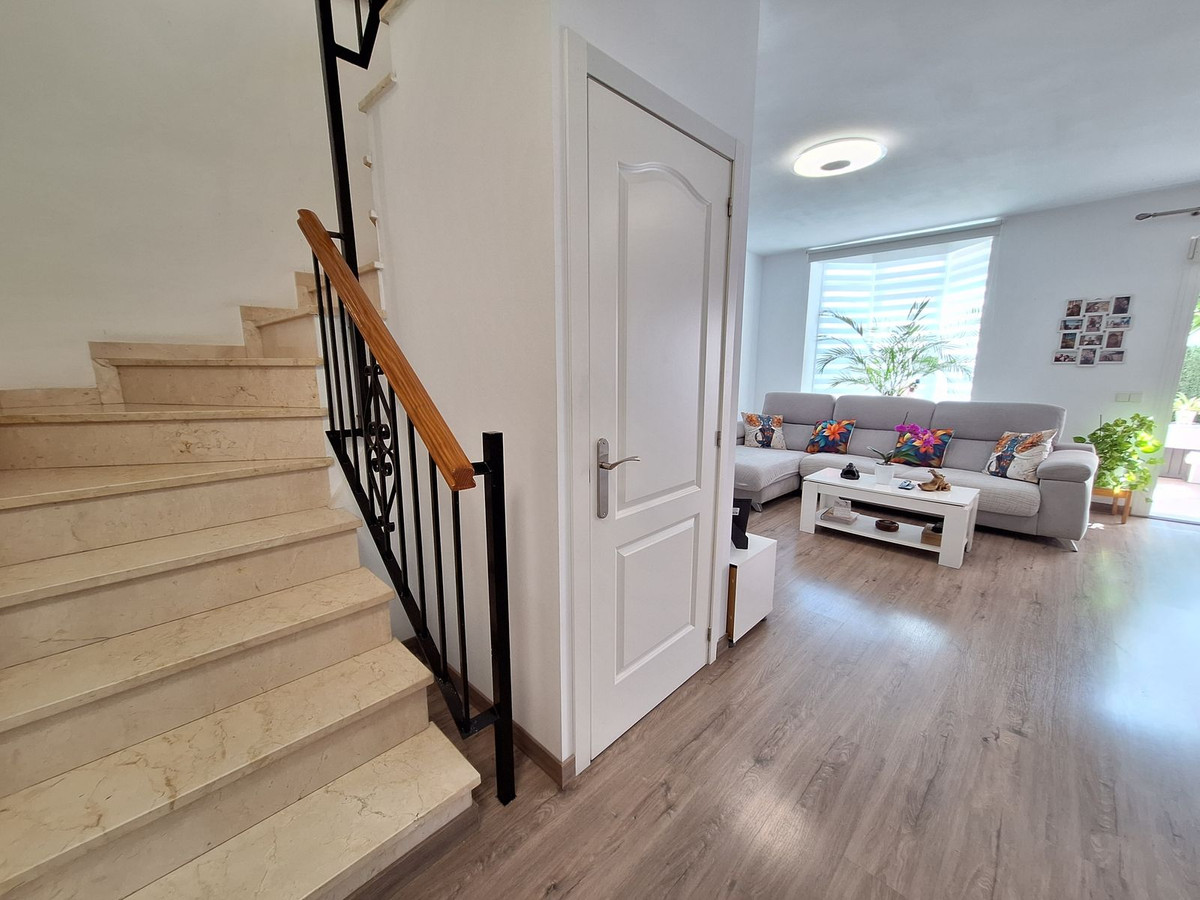 3 Bedroom Villa for Sale in Estepona — 4