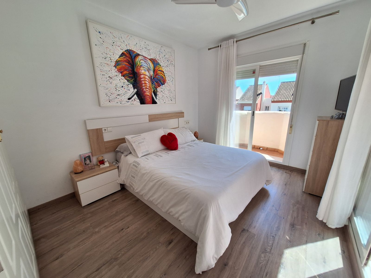3 Bedroom Villa for Sale in Estepona — 5