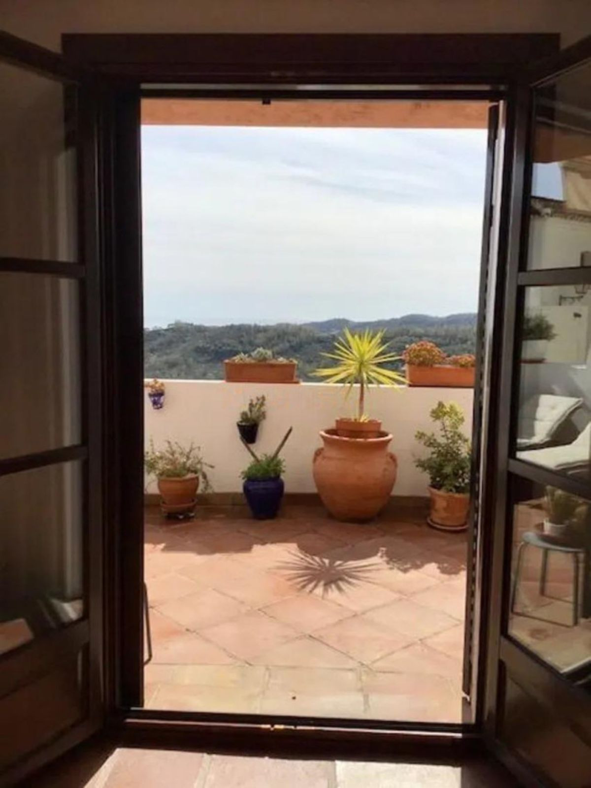 2 Bedroom Villa for Sale in Benahavís — 2