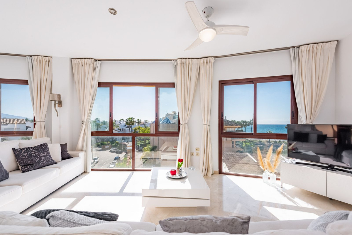3 Bedroom Apartment for Sale in Costalita — 2