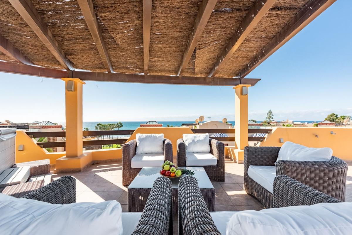 3 Bedroom Apartment for Sale in Costalita — 6