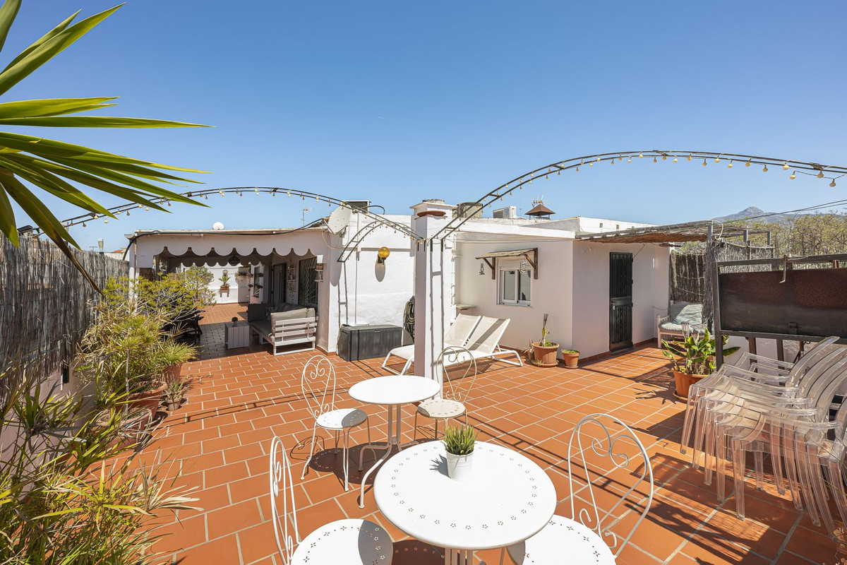 6 Bedroom Apartment for Sale in San Pedro de Alcántara — view 15