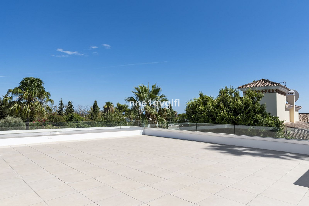 4 Bedroom Villa for Sale in Guadalmina Alta — view 10
