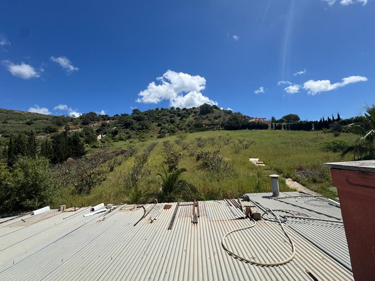 Plot for Sale in Estepona
