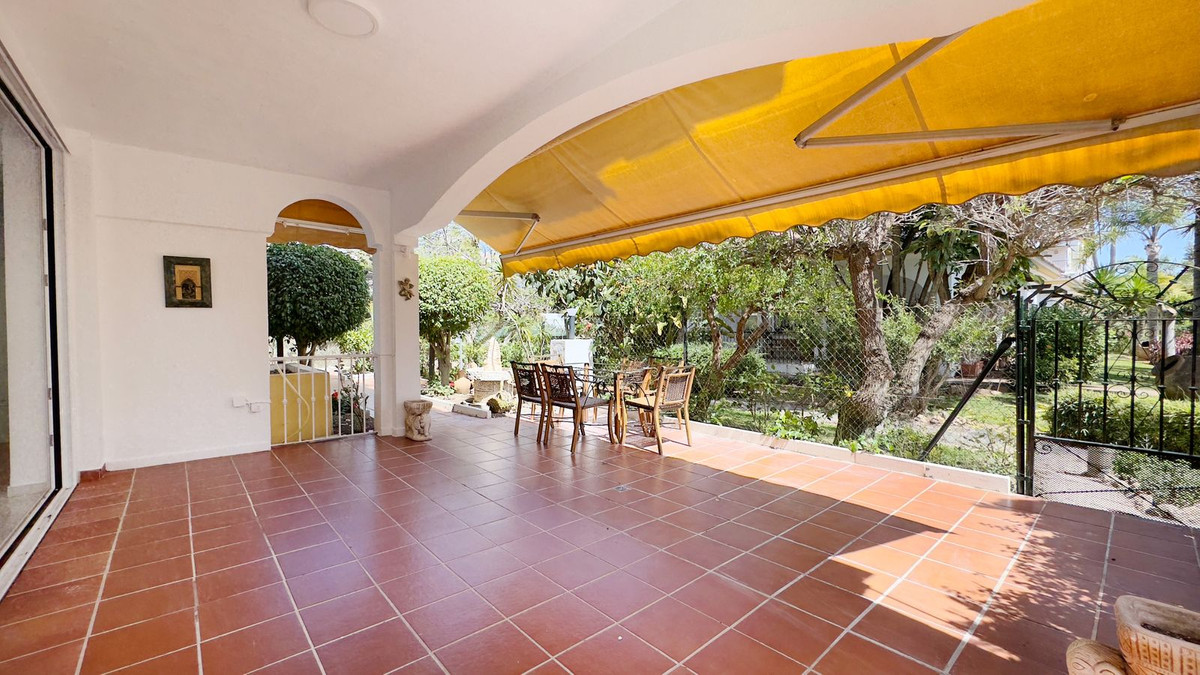 4 Bedroom Apartment for Sale in Marbella — 6