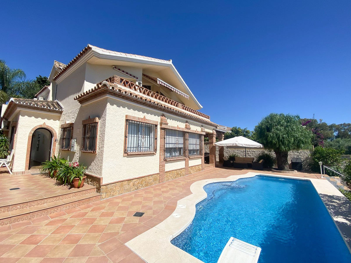 3 Bedroom Villa for Sale in Guadalmina Alta