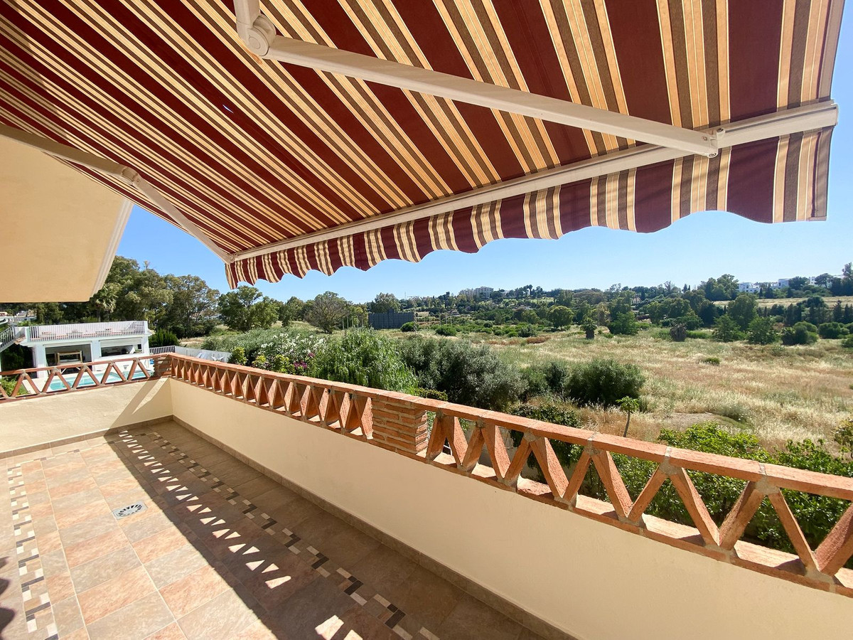 3 Bedroom Villa for Sale in Guadalmina Alta — 8