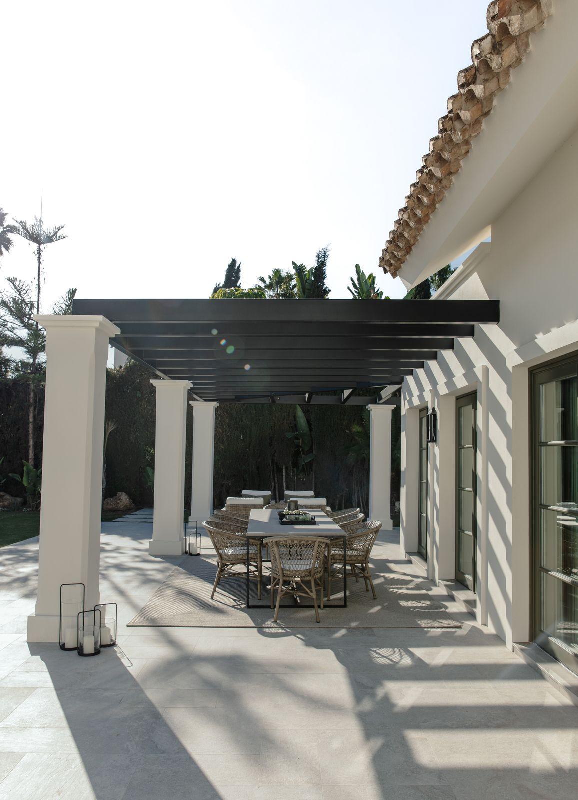 6 Bedroom Villa for Sale in Nueva Andalucía — 6