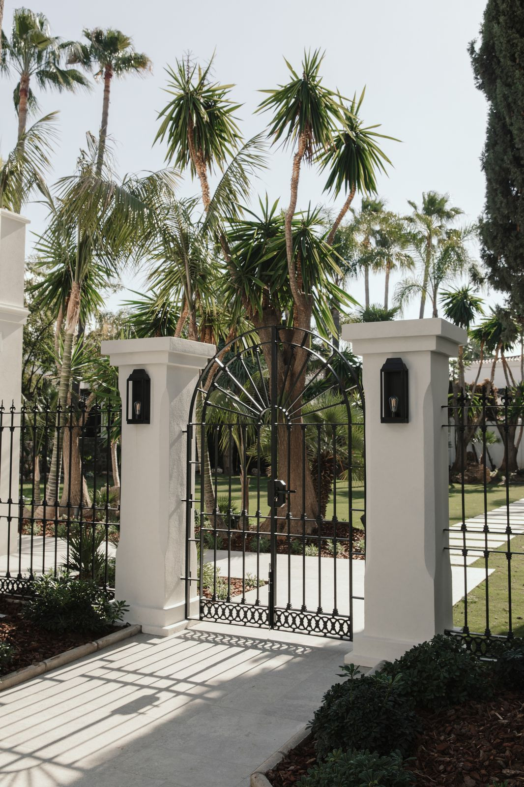 6 Bedroom Villa for Sale in Nueva Andalucía — 7