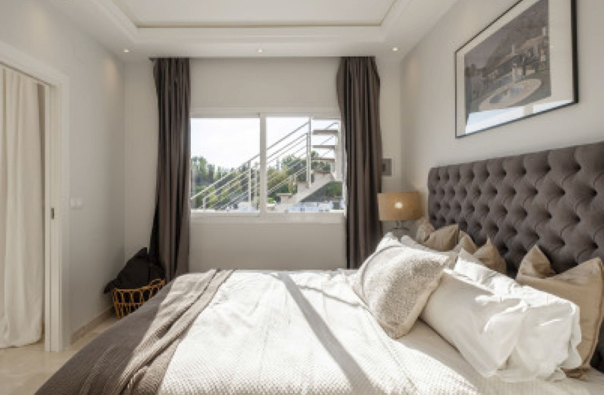 3 Bedroom Apartment for Sale in La Quinta — 8