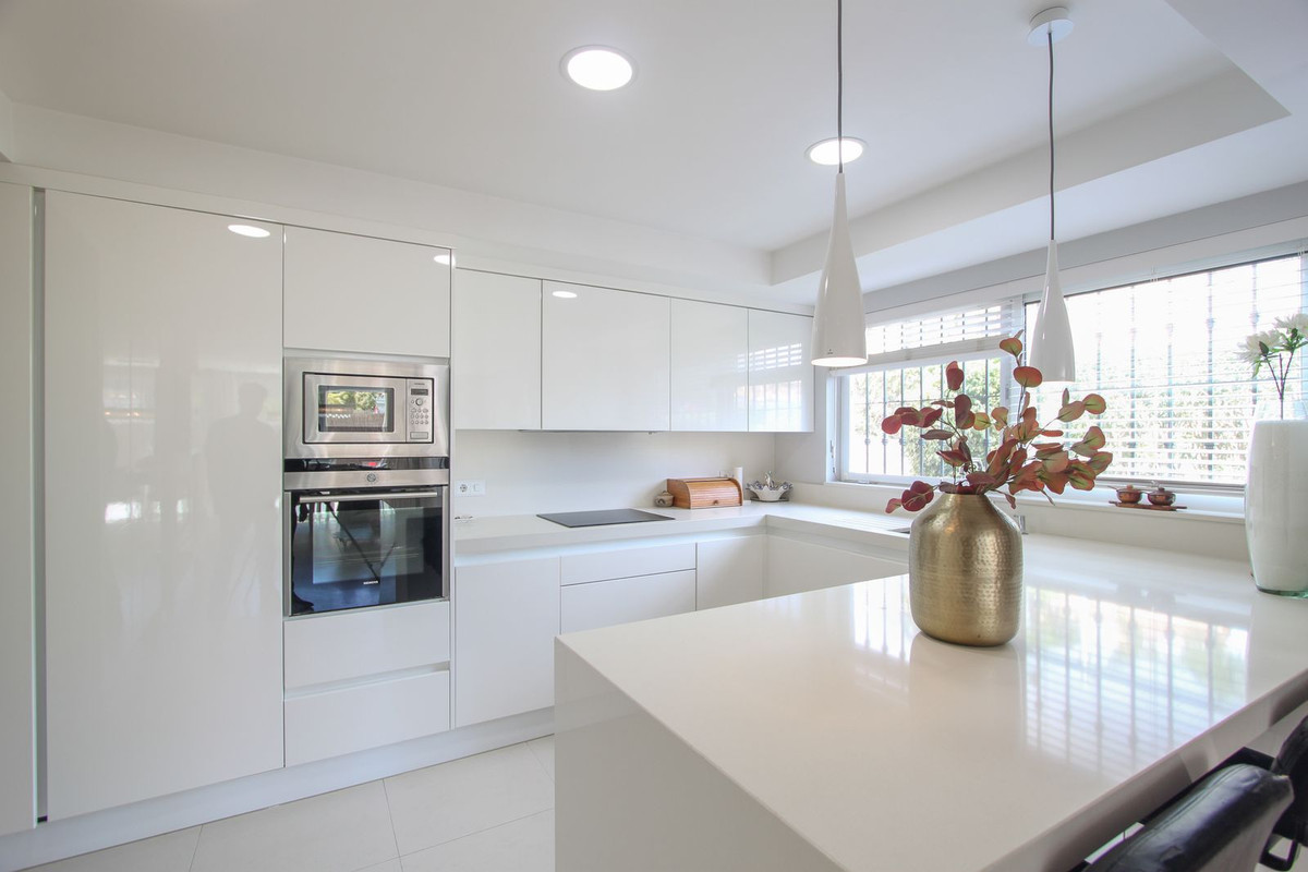 3 Bedroom Apartment for Sale in Guadalmina Alta