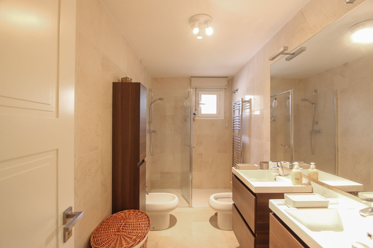 3 Bedroom Apartment for Sale in Guadalmina Alta — 5
