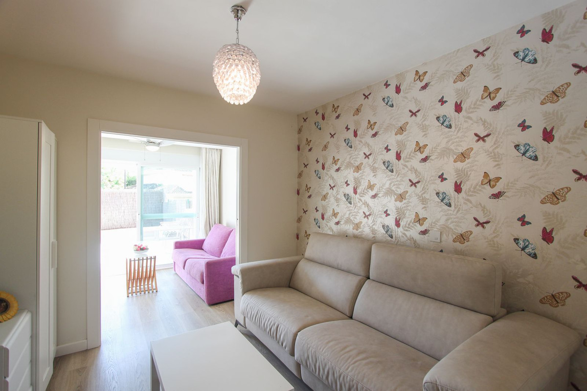 3 Bedroom Apartment for Sale in Guadalmina Alta — 6