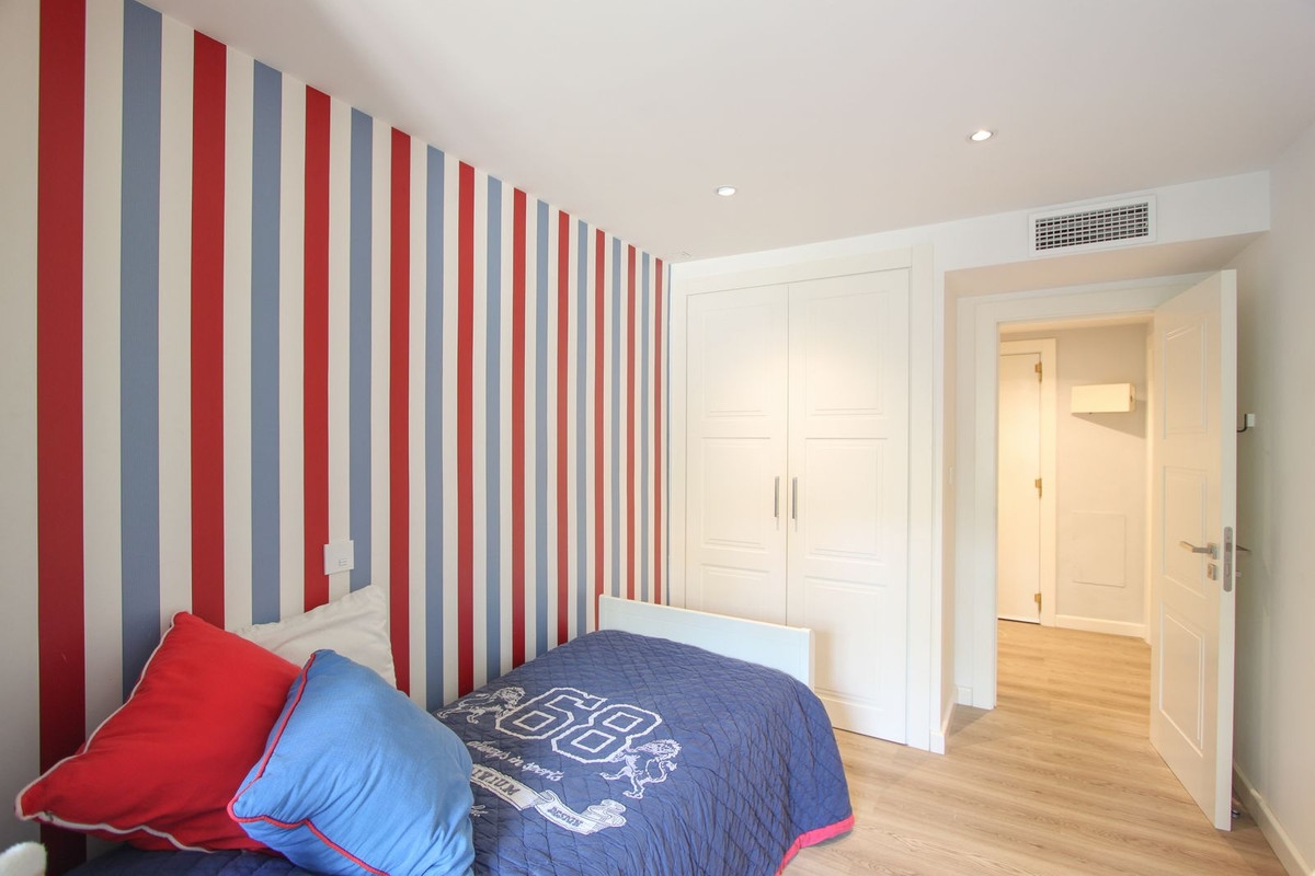 3 Bedroom Apartment for Sale in Guadalmina Alta — 9
