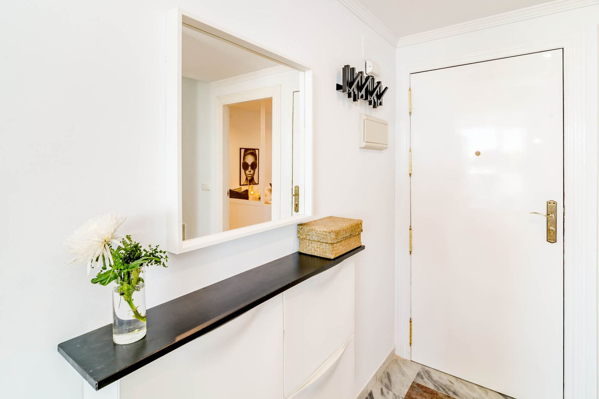 3 Bedroom Apartment for Sale in Nueva Andalucía — view 19