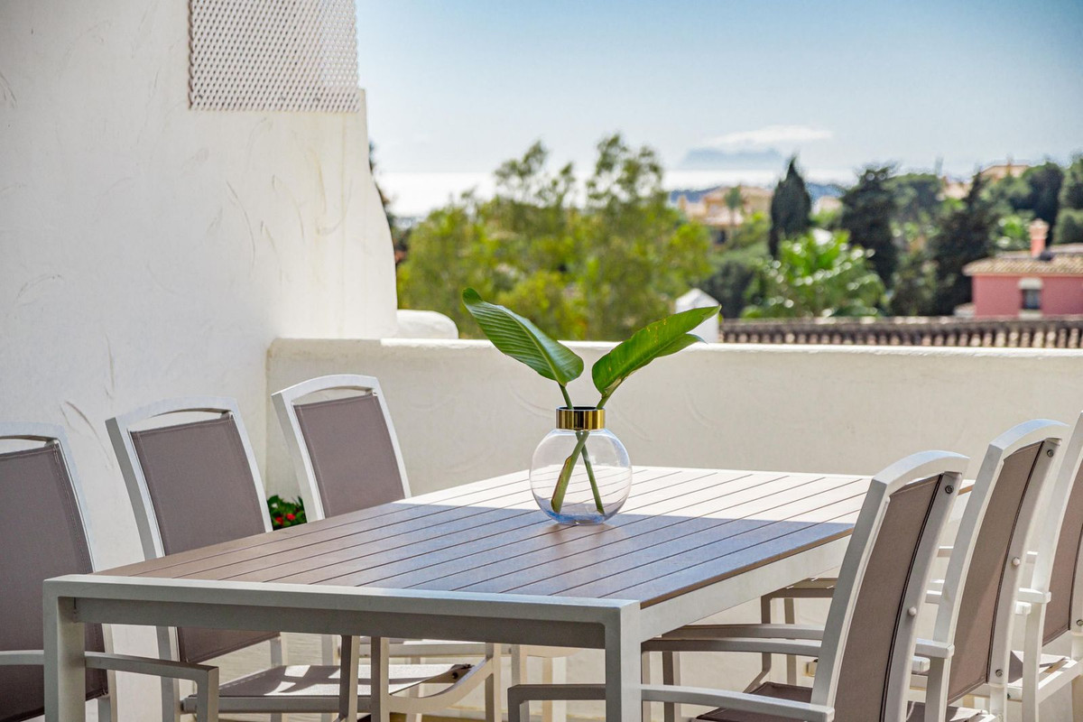 3 Bedroom Apartment for Sale in Nueva Andalucía — 7