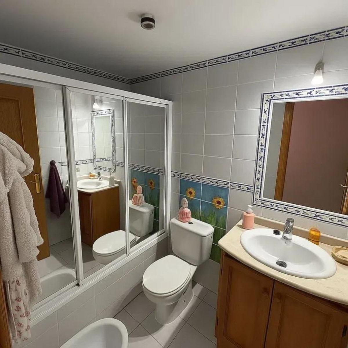 4 Bedroom Apartment for Sale in Estepona — 9