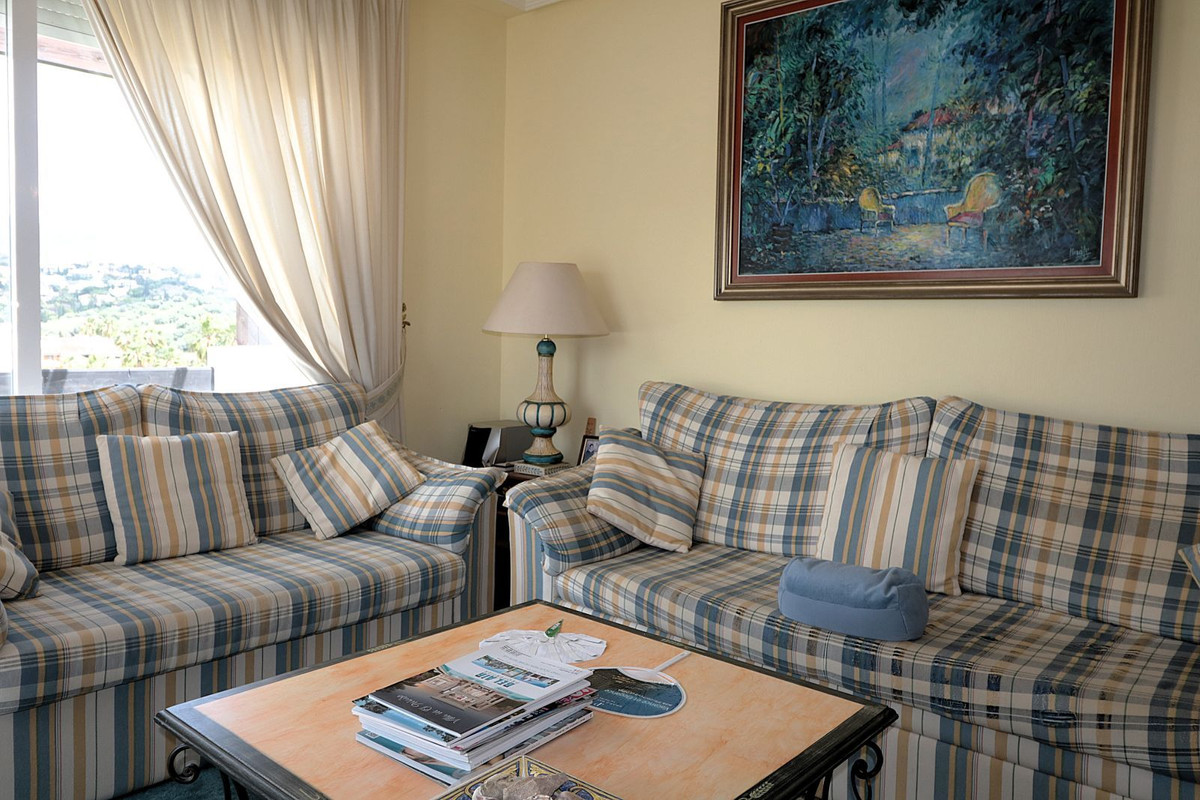 4 Bedroom Apartment for Sale in Bel Air — view 13