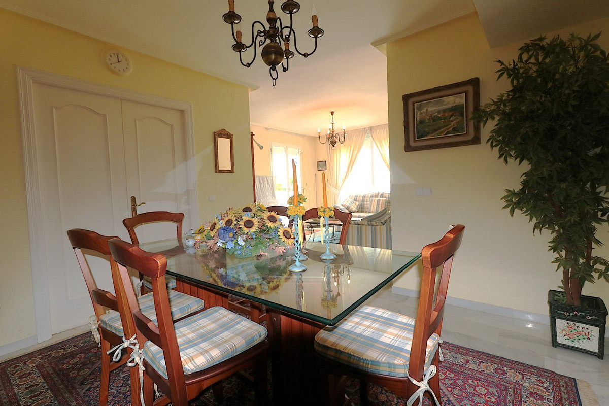 4 Bedroom Apartment for Sale in Bel Air — view 15