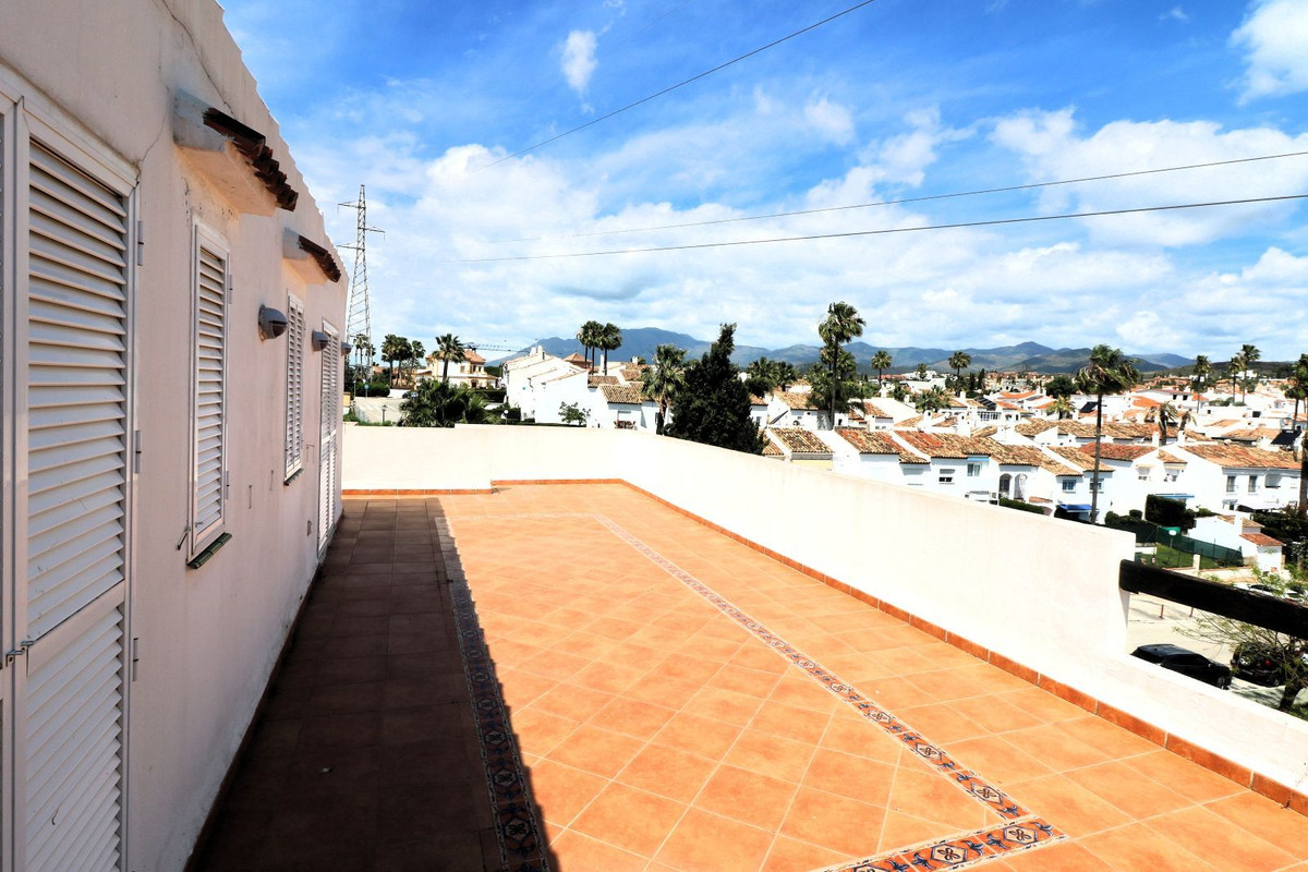 4 Bedroom Apartment for Sale in Bel Air — 3