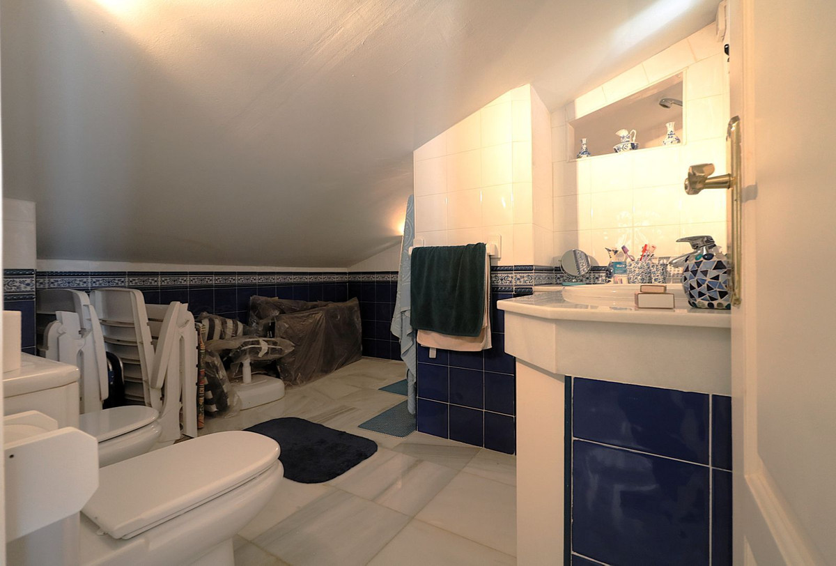 4 Bedroom Apartment for Sale in Bel Air — view 10