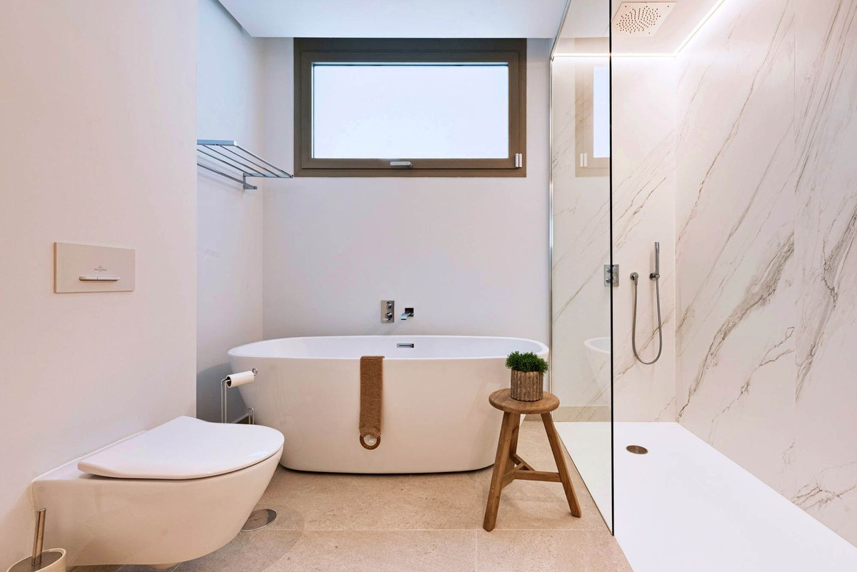 3 Bedroom Apartment for Sale in Nueva Andalucía — view 14
