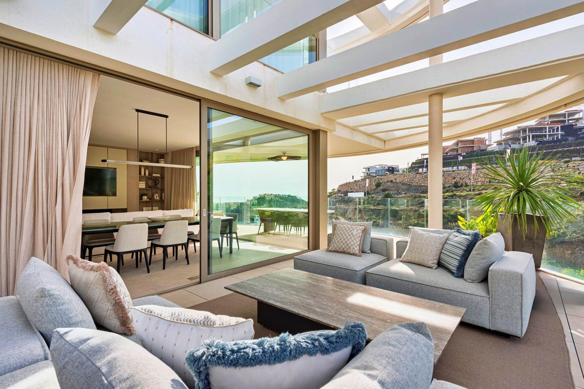 3 Bedroom Apartment for Sale in Nueva Andalucía — view 18