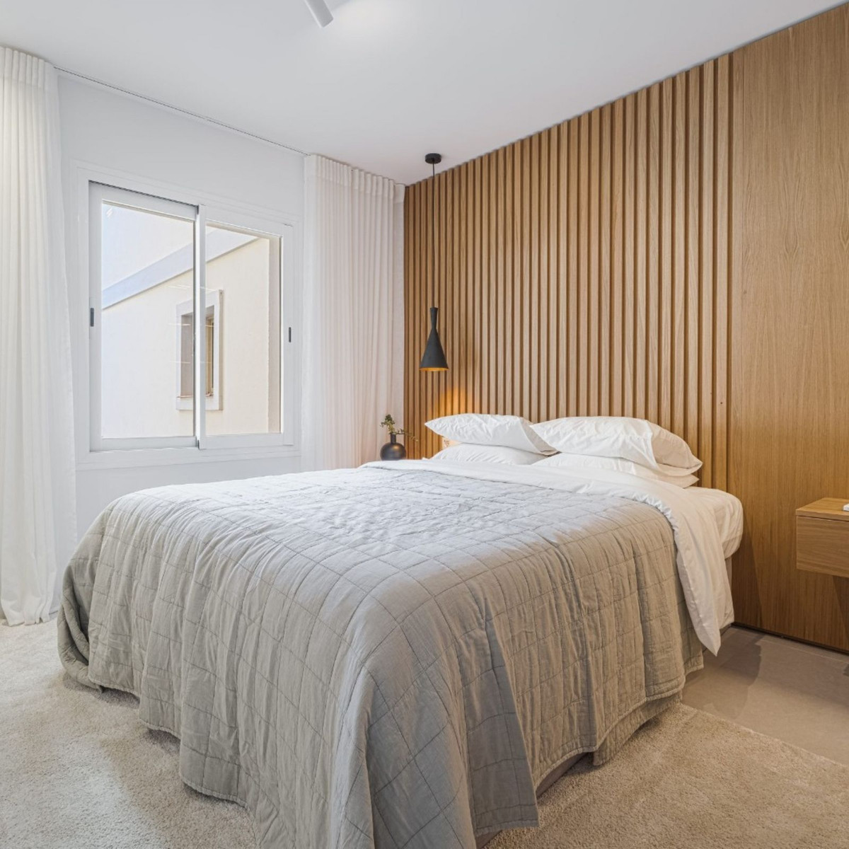 3 Bedroom Apartment for Sale in Nueva Andalucía — 3