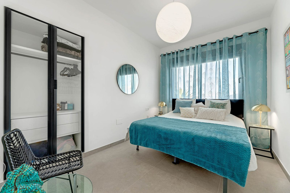 3 Bedroom Villa for Sale in Marbella — view 19