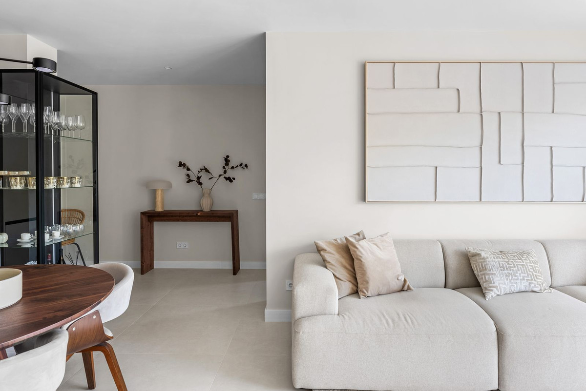 3 Bedroom Apartment for Sale in Benahavís — 5