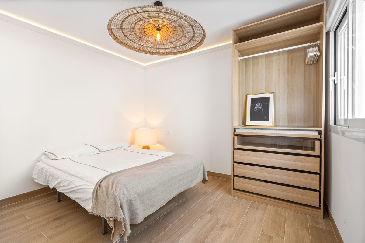 4 Bedroom Villa for Sale in San Pedro de Alcántara — view 13