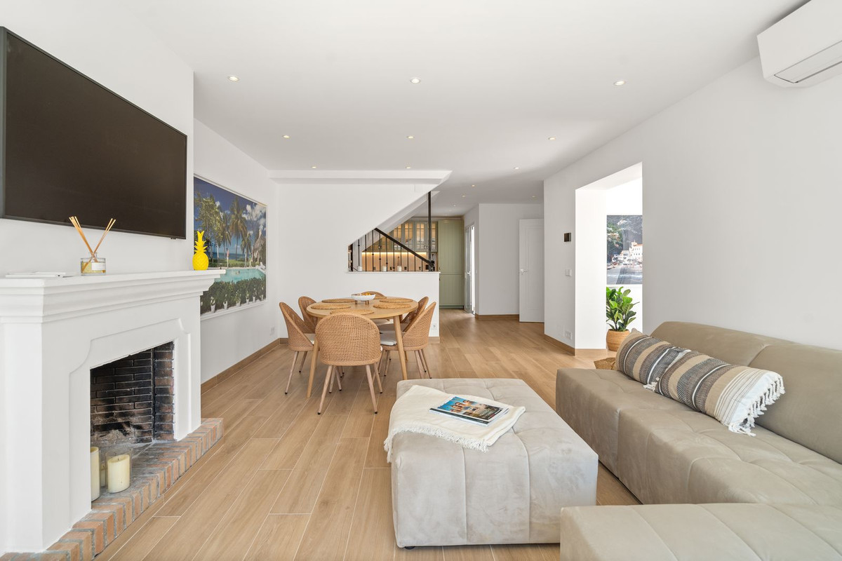 4 Bedroom Villa for Sale in San Pedro de Alcántara — 5