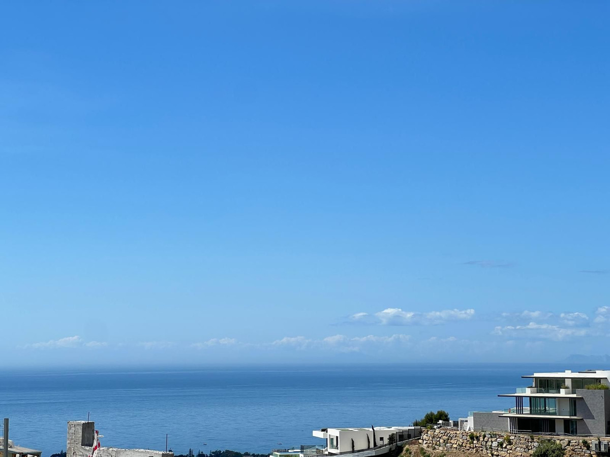 2 Bedroom Apartment for Sale in Marbella