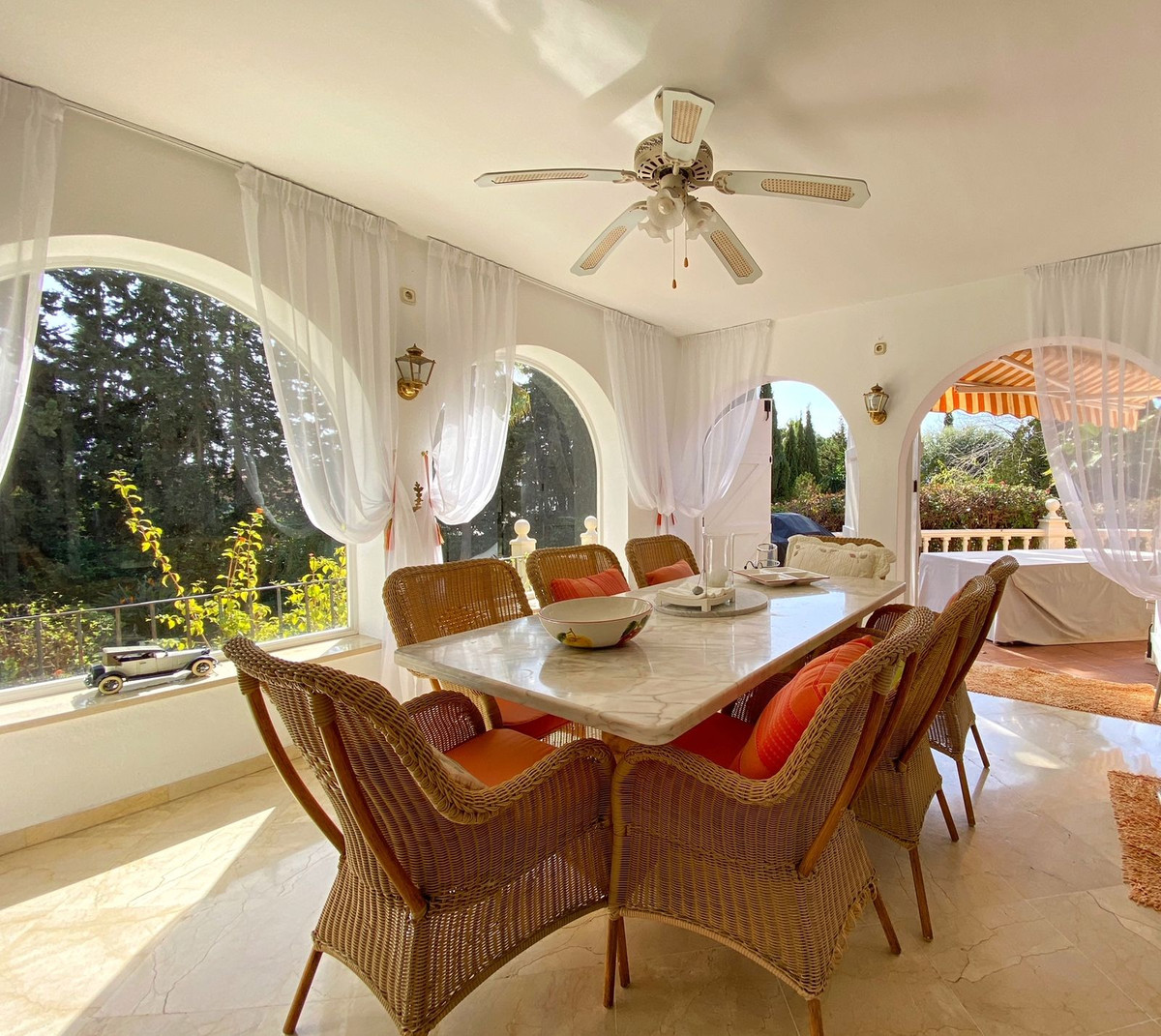 6 Bedroom Villa for Sale in Nagüeles — 2