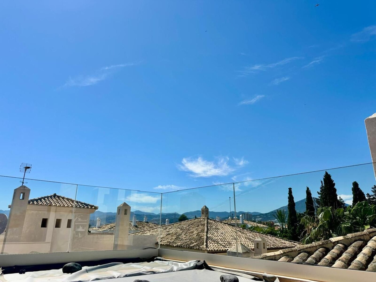 3 Bedroom Apartment for Sale in Nueva Andalucía — 7