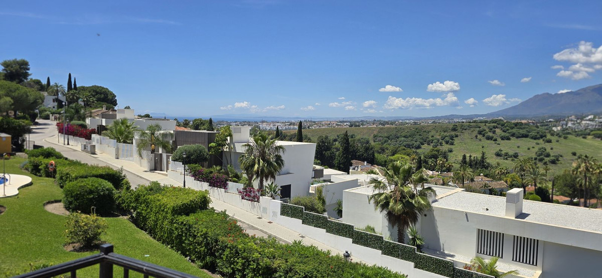 2 Bedroom Apartment for Sale in El Paraiso