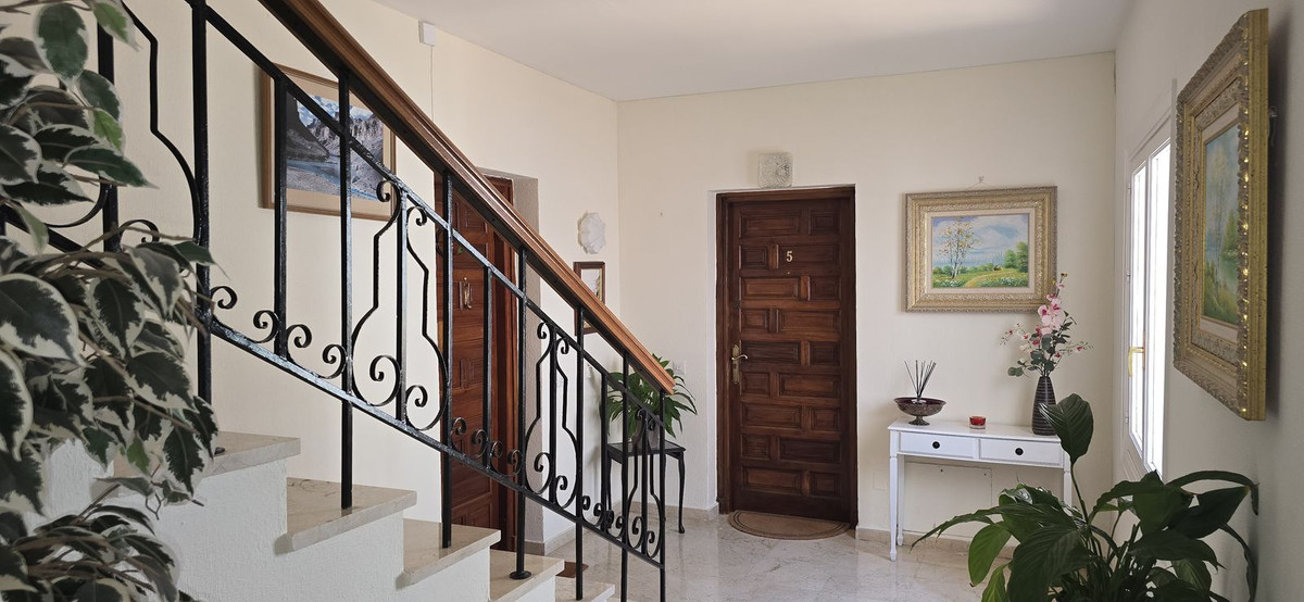 2 Bedroom Apartment for Sale in El Paraiso — 3