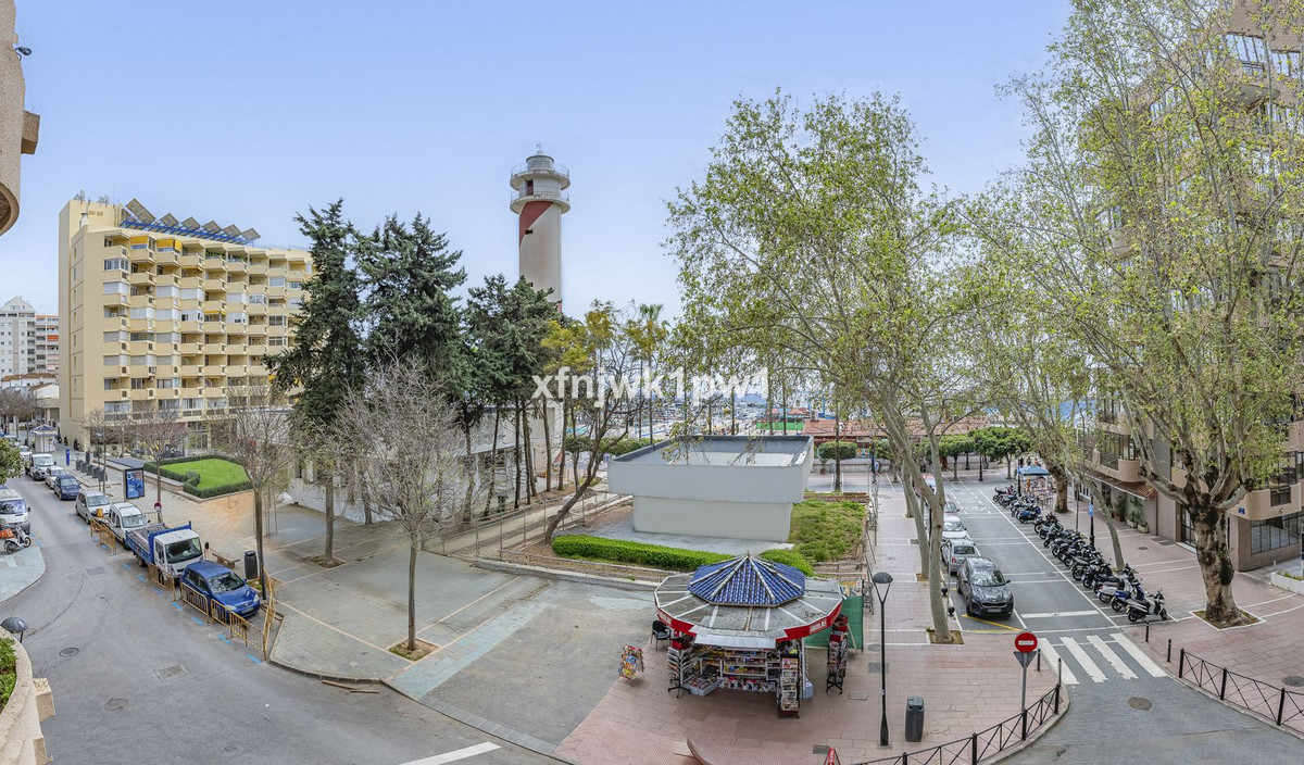 2 Bedroom Apartment for Sale in Marbella — view 10