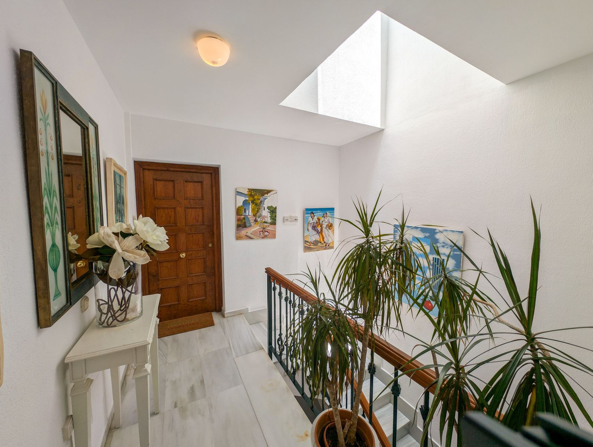 3 Bedroom Apartment for Sale in Marbella — 4