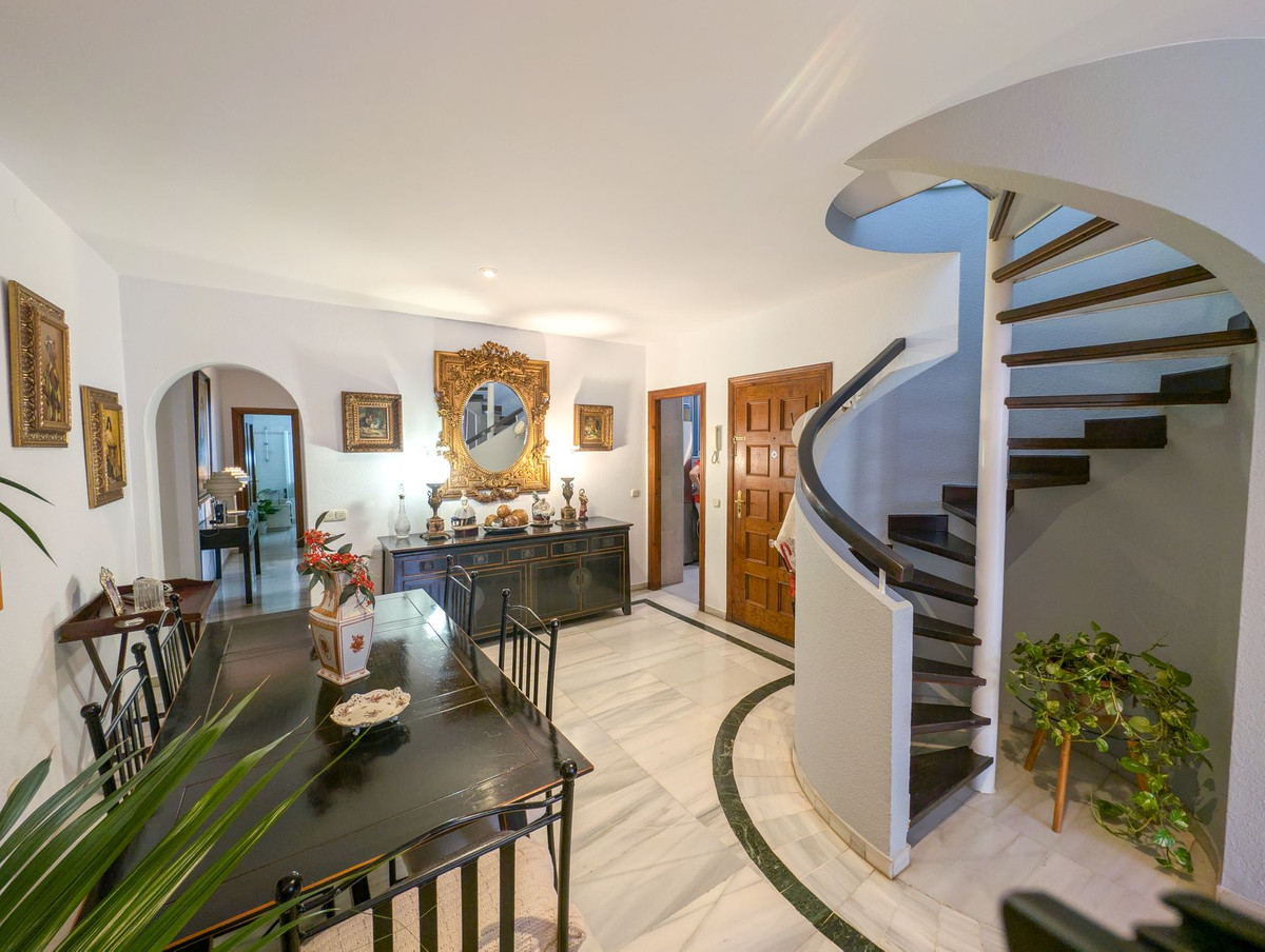 3 Bedroom Apartment for Sale in Marbella — 5