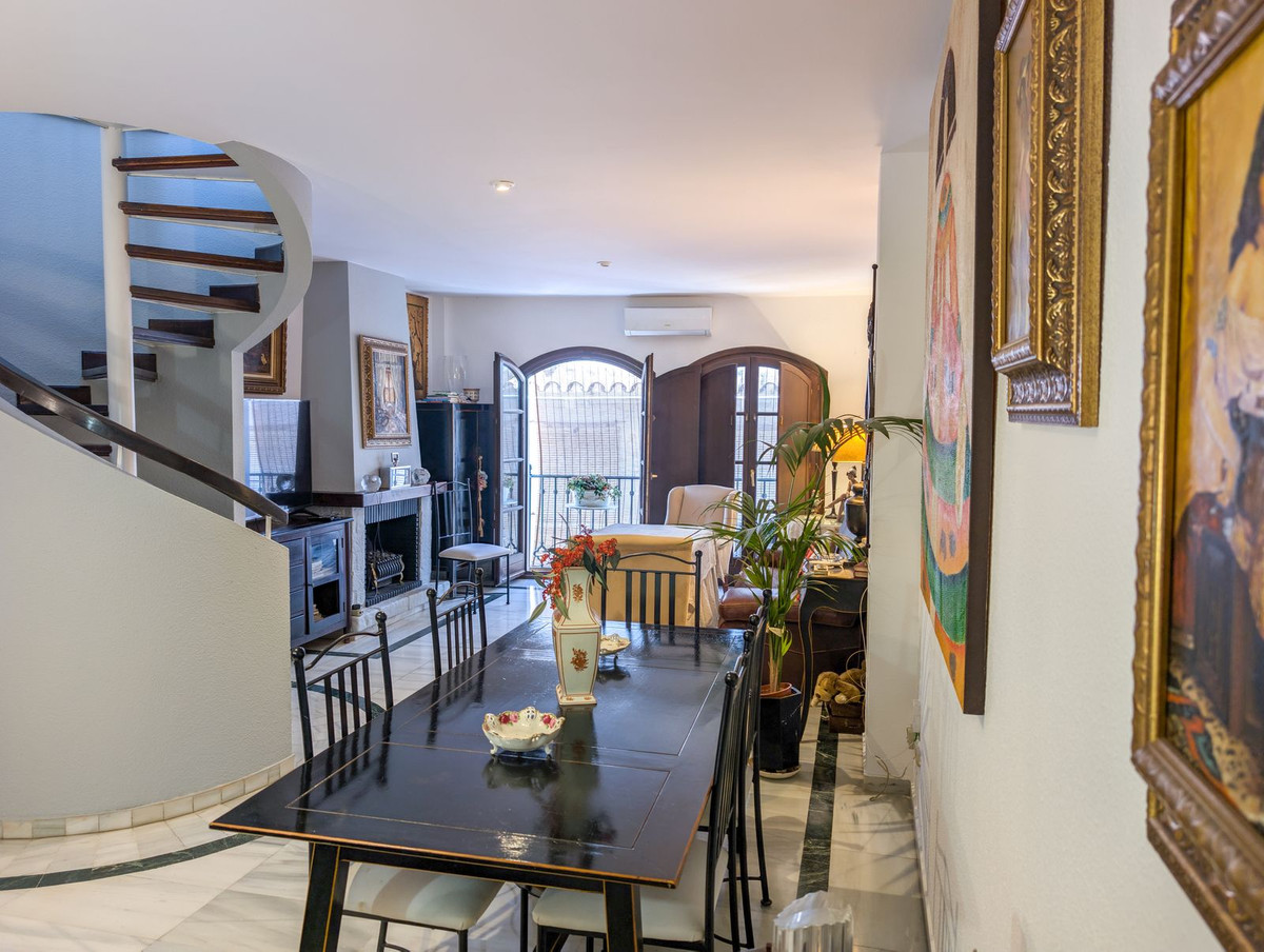 3 Bedroom Apartment for Sale in Marbella — 7