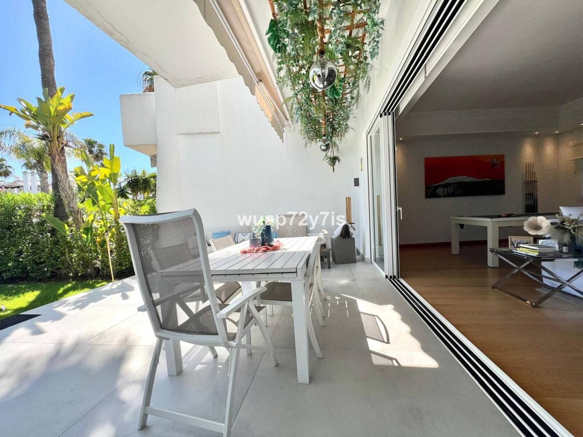 4 Bedroom Villa for Sale in Estepona — 7