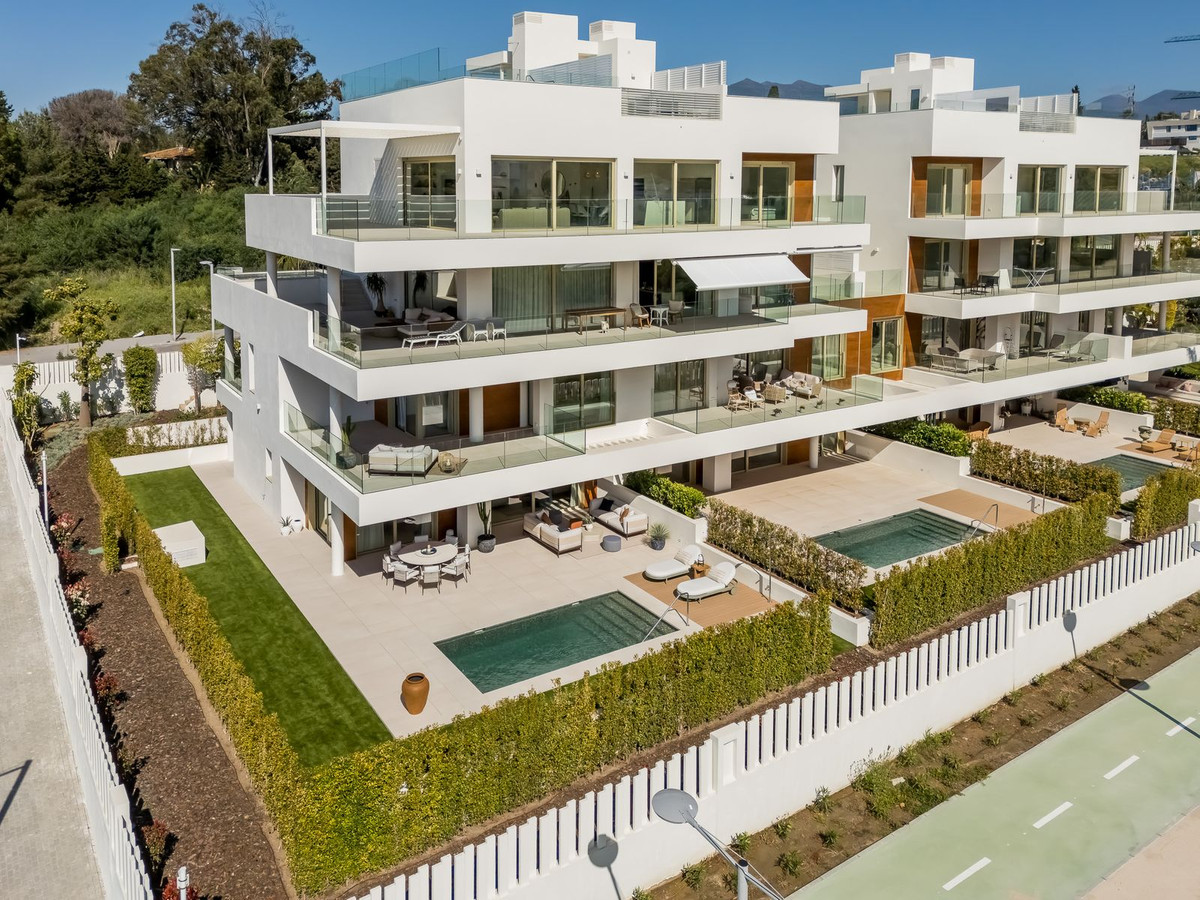 4 Bedroom Apartment for Sale in The Golden Mile