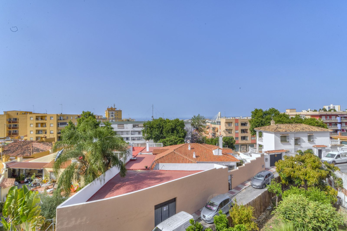 5 Bedroom Villa for Sale in Marbella — 3