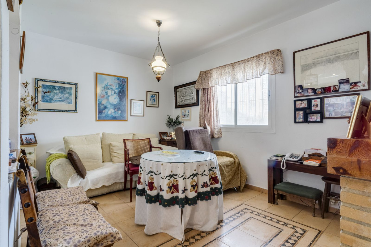 5 Bedroom Villa for Sale in Marbella — 7