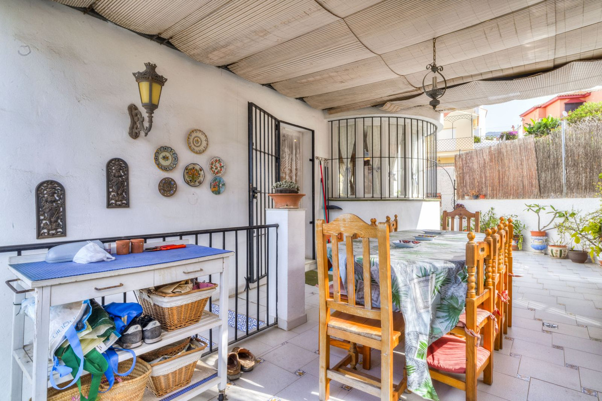 5 Bedroom Villa for Sale in Marbella — 9