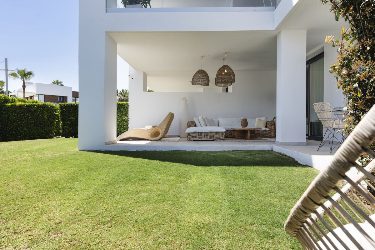 2 Bedroom Apartment for Sale in El Paraiso — 2