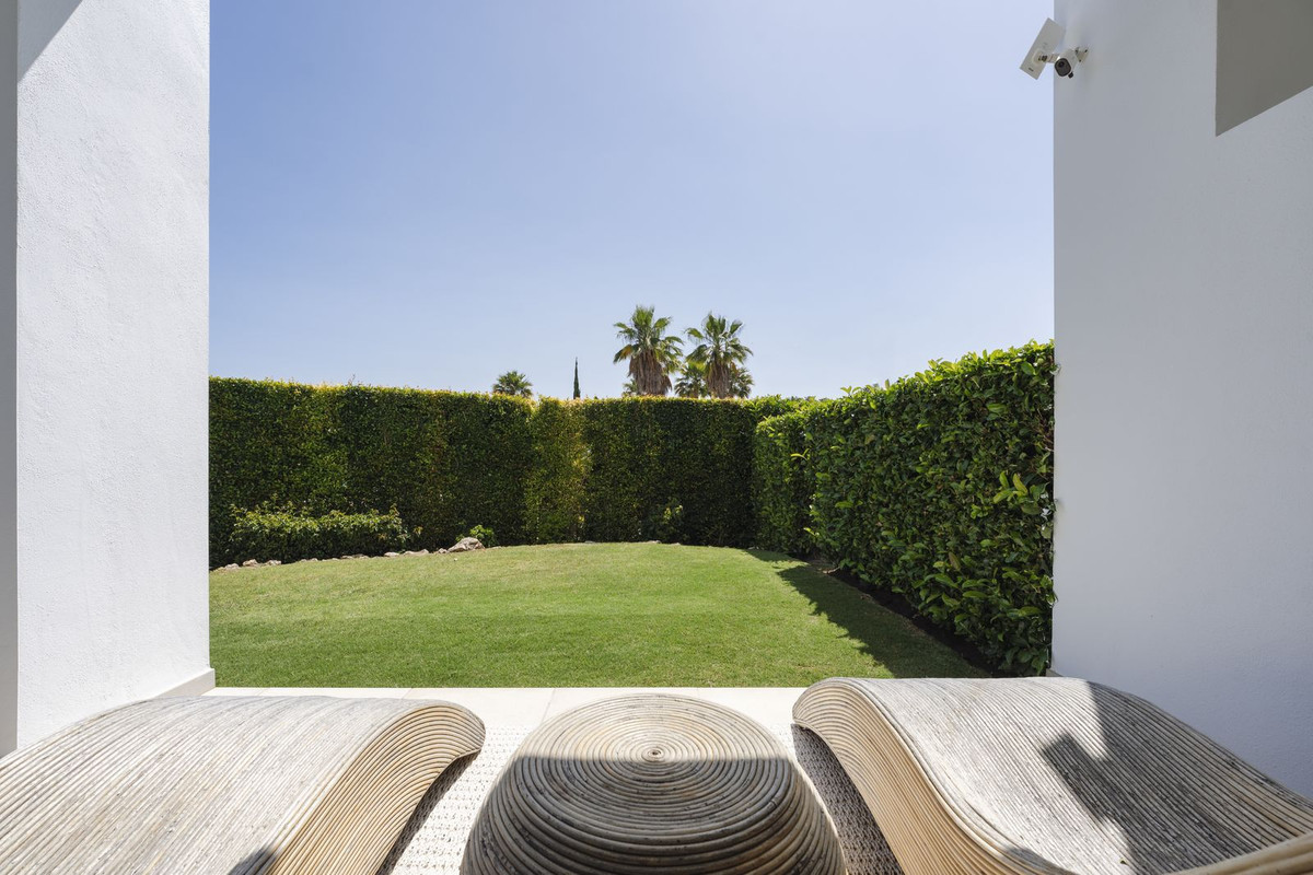 2 Bedroom Apartment for Sale in El Paraiso — 4